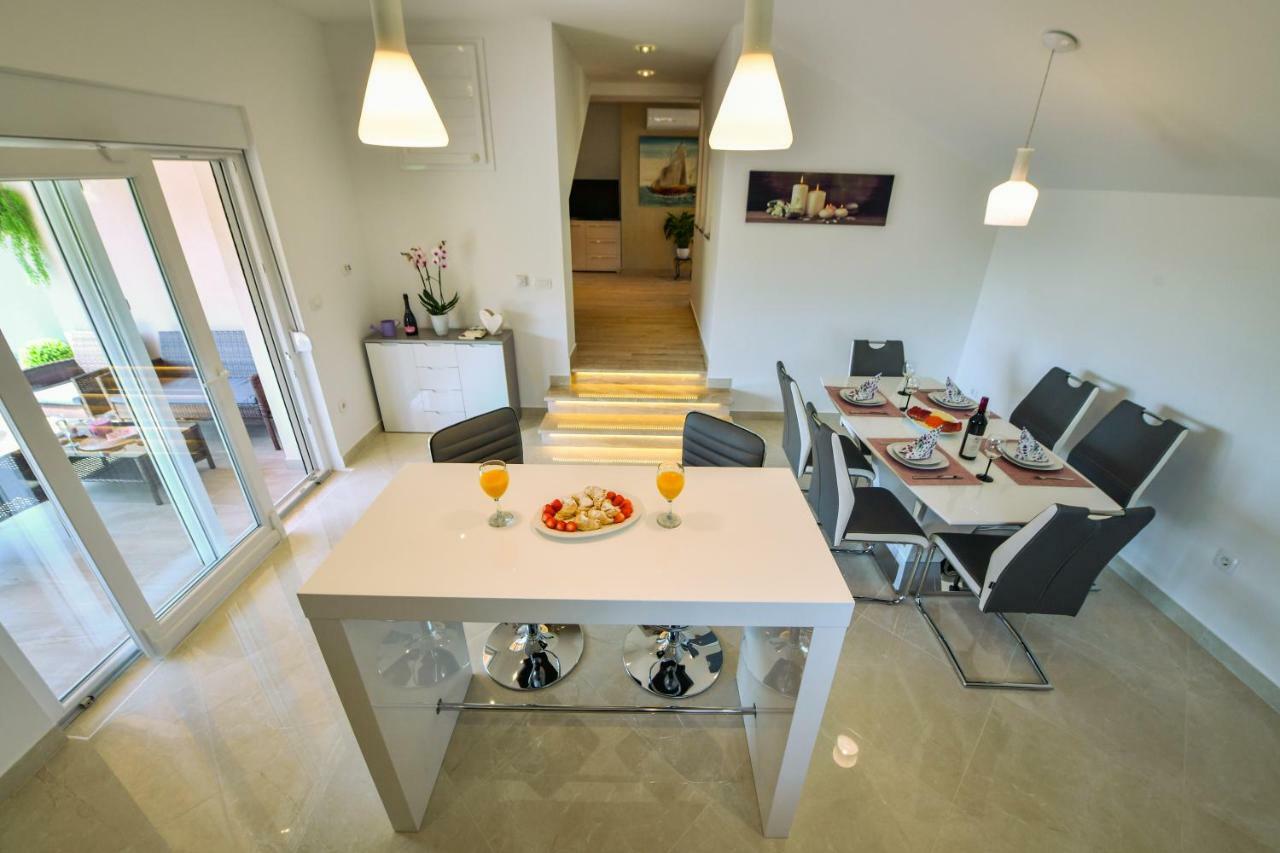 Cambi Lux Apartment Otok  Eksteriør billede