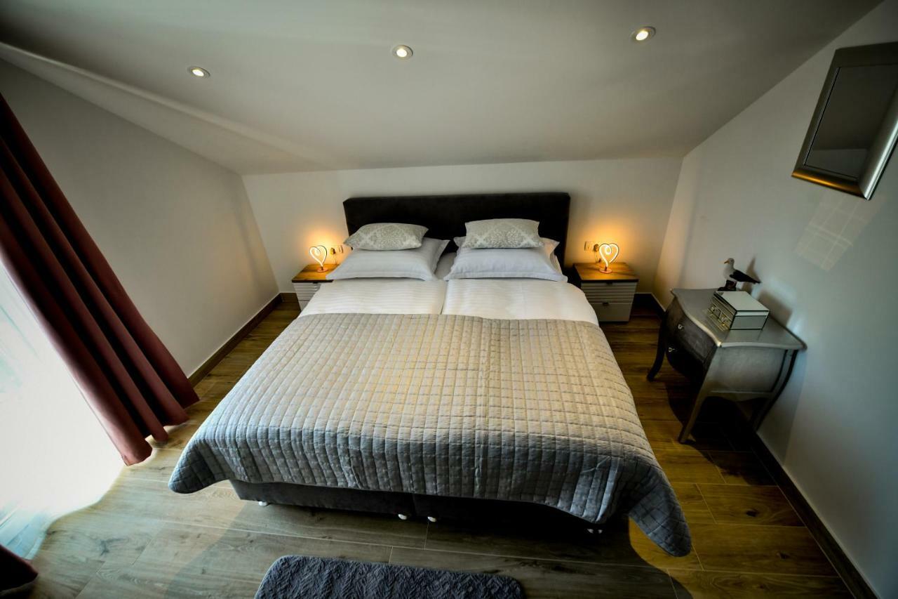 Cambi Lux Apartment Otok  Eksteriør billede